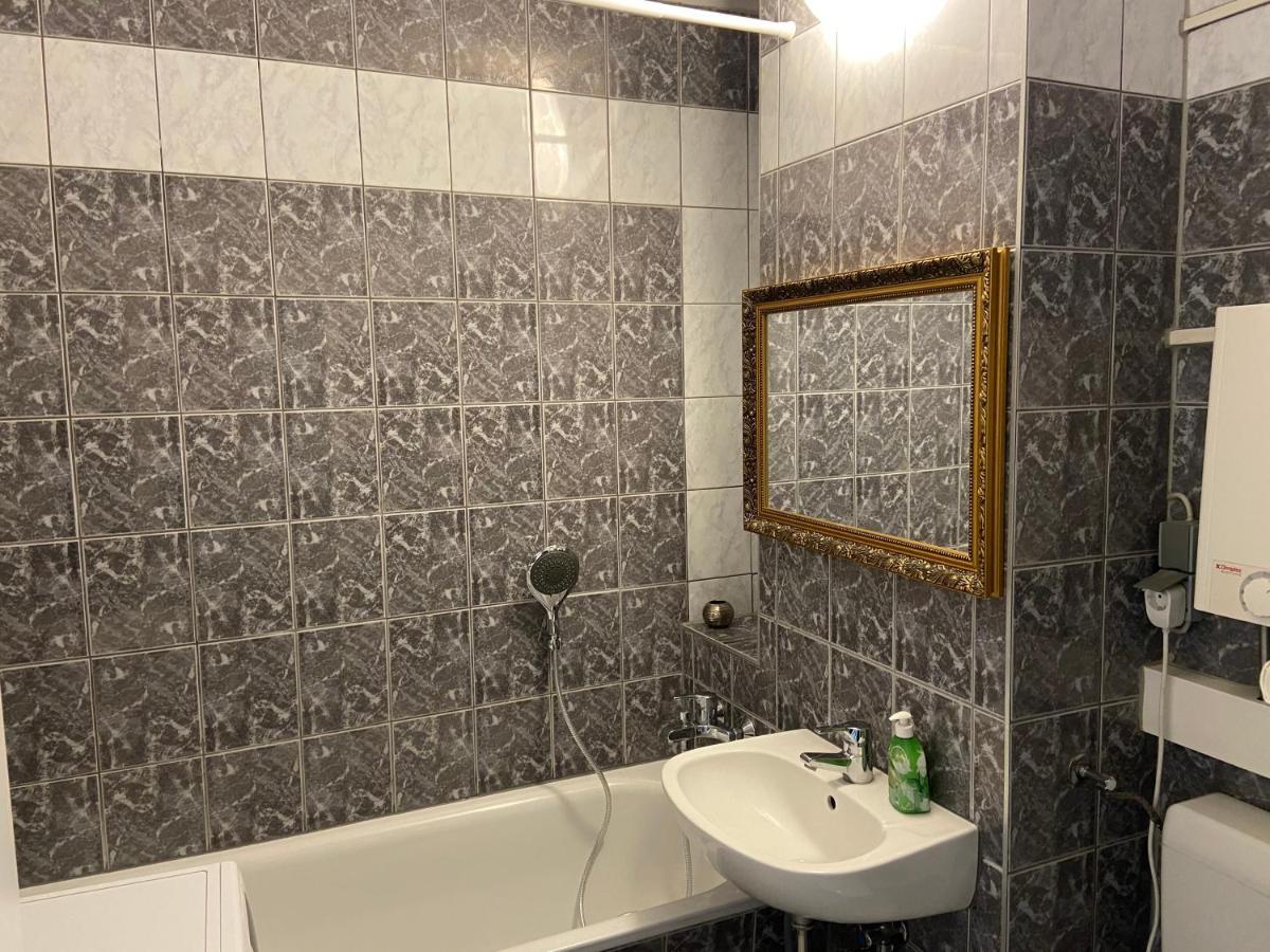 Schoene Kleine Wohnung คอตต์บุส ภายนอก รูปภาพ